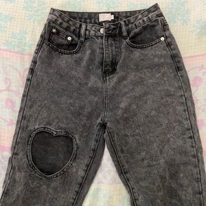 Black high waisted mom jeans